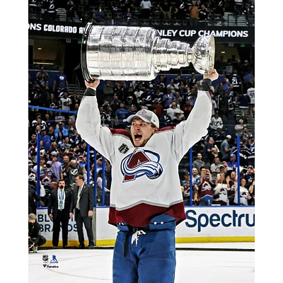 Photographie non signée de l'Avalanche du Colorado lors la levée Coupe Stanley 2022