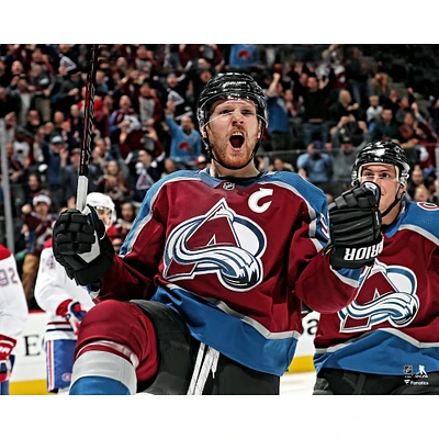 Photographie non signée de célébration Gabriel Landeskog Colorado Avalanche
