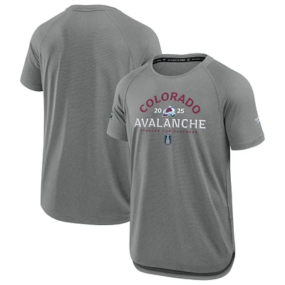 T-shirt de performance authentique Pro Rink Fanatics pour homme, gris chiné, Colorado Avalanche, séries éliminatoires la Coupe Stanley 2025