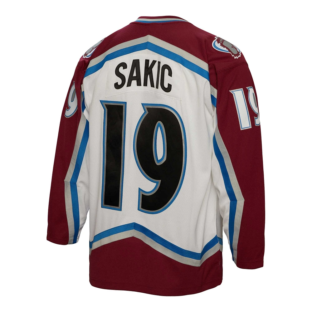 Men's Mitchell & Ness Joe Sakic White Colorado Avalanche  2000 Captain Patch Blue Line Player Jersey