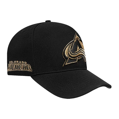 Casquette ajustable à pincement sur le devant avec logo métallique Colorado Avalanche noir Pro Standard pour homme