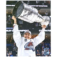 Photographie autographiée de Nico Sturm Colorado Avalanche, champion de la Coupe Stanley 2022, 8" x 10"
