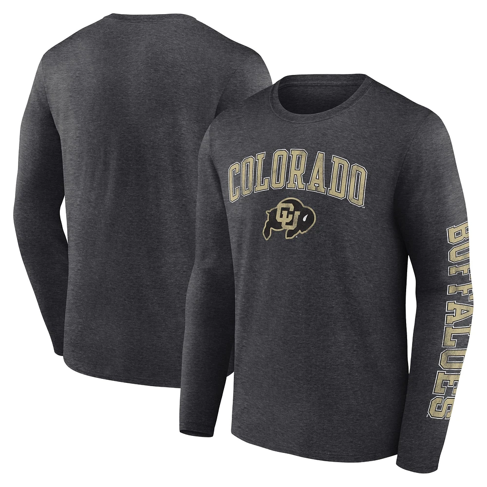 T-shirt à manches longues avec logo en détresse pour hommes Fanatics Heather Charcoal Colorado Buffaloes