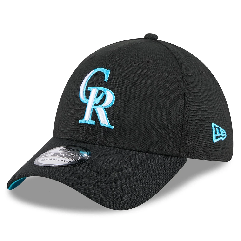 Casquette flexible 39THIRTY pour la fête des pères Colorado Rockies 2024 New Era noire hommes