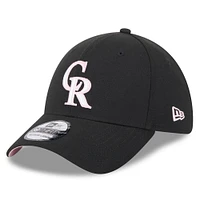 Casquette flexible 39THIRTY pour la fête des mères 2024 Colorado Rockies New Era noire hommes