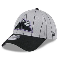 Men's New Era  Gray/Black Colorado Rockies 2025 Batting Practice 39THIRTY Flex Hat