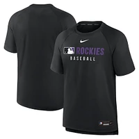 T-shirt Nike noir authentique pour homme, coupe raglan, collection pré-match des Colorado Rockies