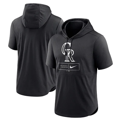 Haut à capuche léger manches courtes Nike Colorado Rockies Lockup Performance pour homme, noir