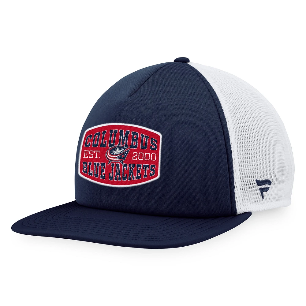 Casquette Snapback de camionneur avec patch sur le devant en mousse pour hommes Fanatics bleu marine/blanc Columbus Blue Jackets