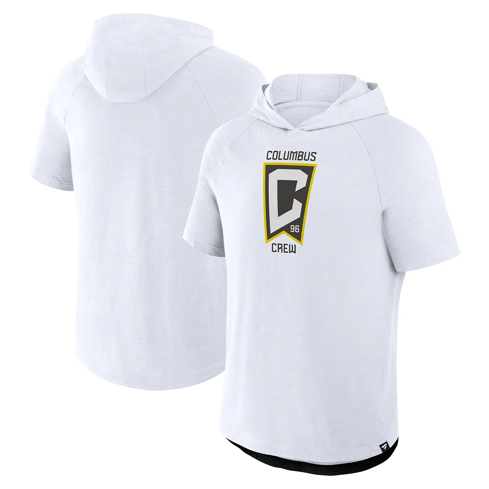 Sweat à capuche manches courtes raglan blanc Columbus Crew Hat Trick Stadium Slub pour hommes Fanatics