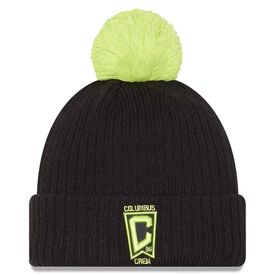 Bonnet en tricot à revers et pompon Columbus Crew 2025 Jersey Hook de New Era pour homme
