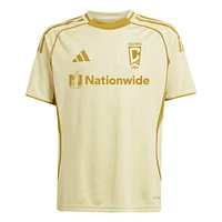 Haut d'avant-match adidas Tan Columbus Crew 2025 One Planet pour jeunes