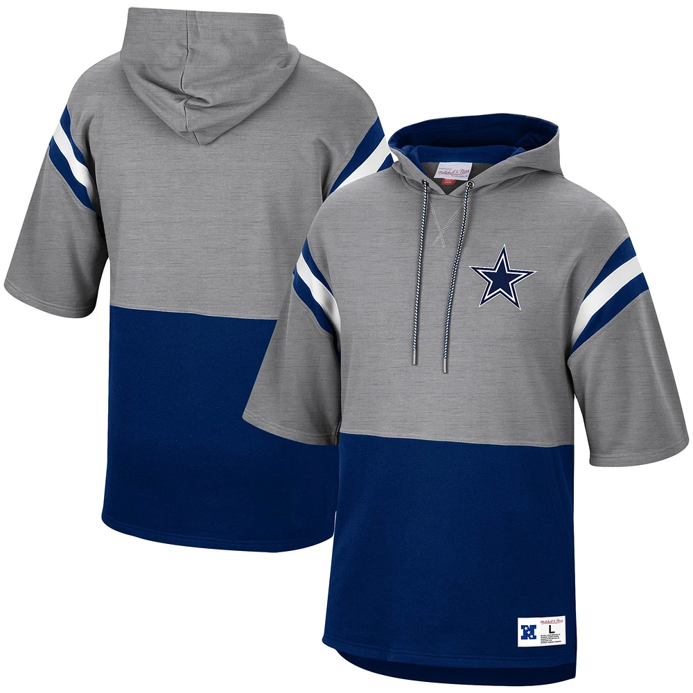 Chandail à capuchon manches mi-longues pour salle d'entraînement Dallas Cowboys Gridiron Classics Mitchell & Ness homme, argent/bleu marine