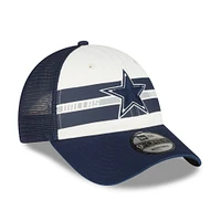 Casquette Snapback 9FORTY Team Stripe Trucker des Dallas Cowboys New Era crème/bleu marine pour homme