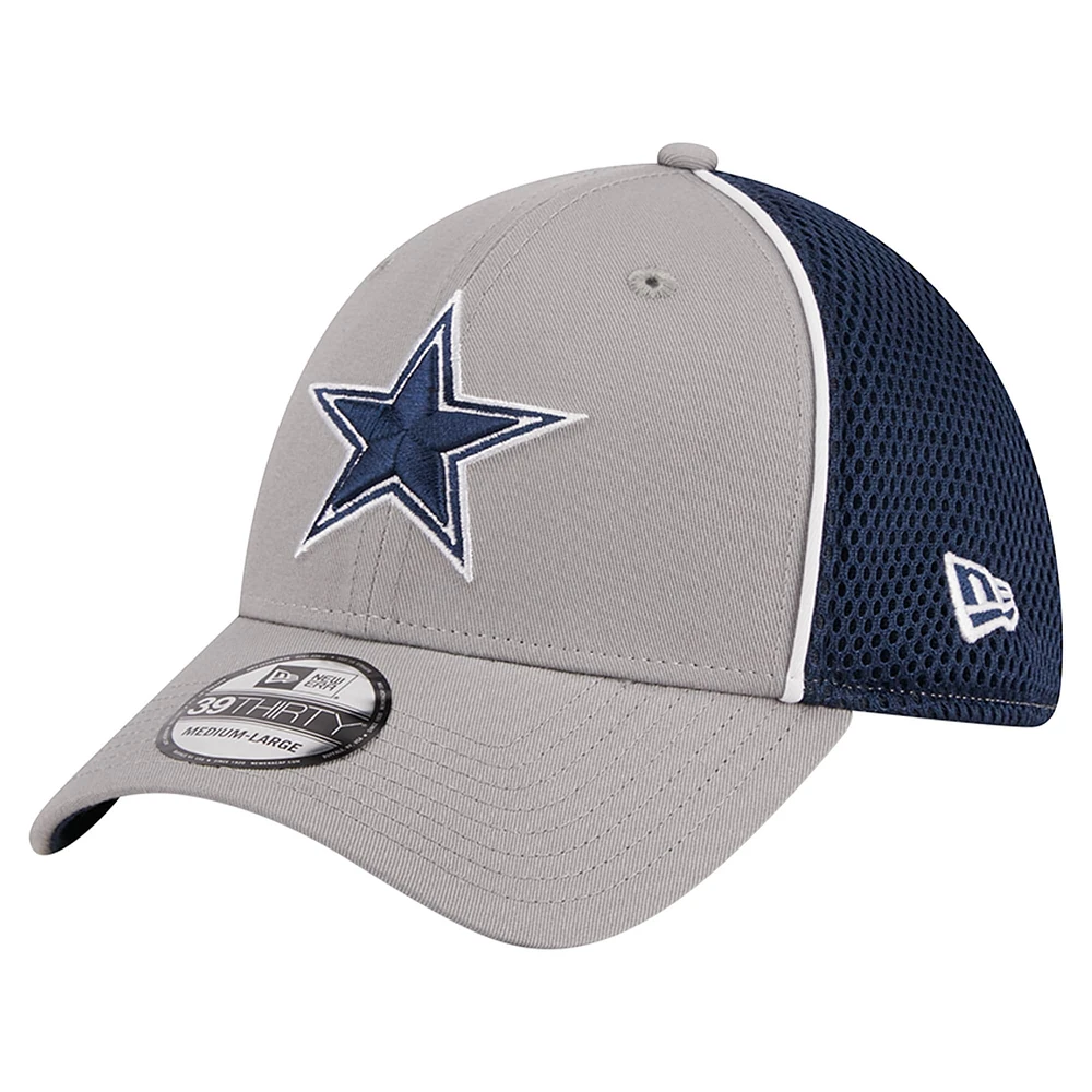 Casquette flexible 39THIRTY Pipe des Dallas Cowboys New Era pour hommes, gris/bleu marine