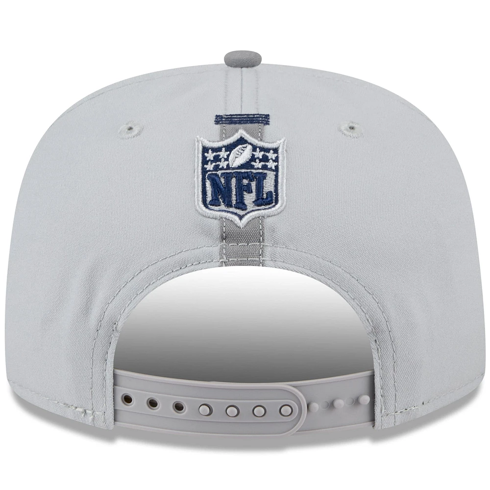 Casquette Snapback de golfeur New Era pour hommes des Dallas Cowboys 2024 NFL Training Camp, grise