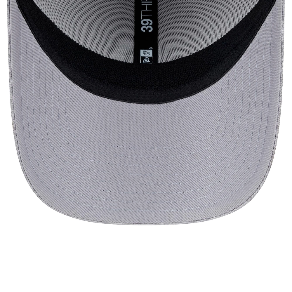 Men's New Era Gray Dallas Cowboys  Active Tech 39THIRTY Flex Hat