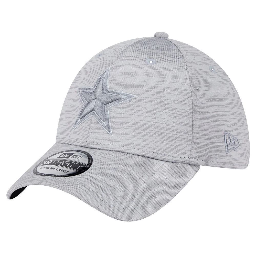 Men's New Era Gray Dallas Cowboys  Active Tech 39THIRTY Flex Hat