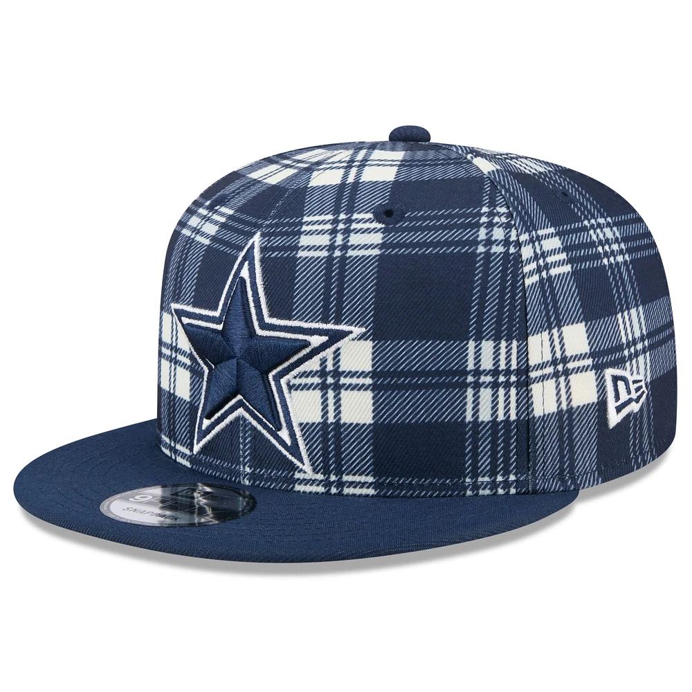 Casquette Snapback 9FIFTY New Era pour hommes des Dallas Cowboys 2024 Sideline Statement bleu marine