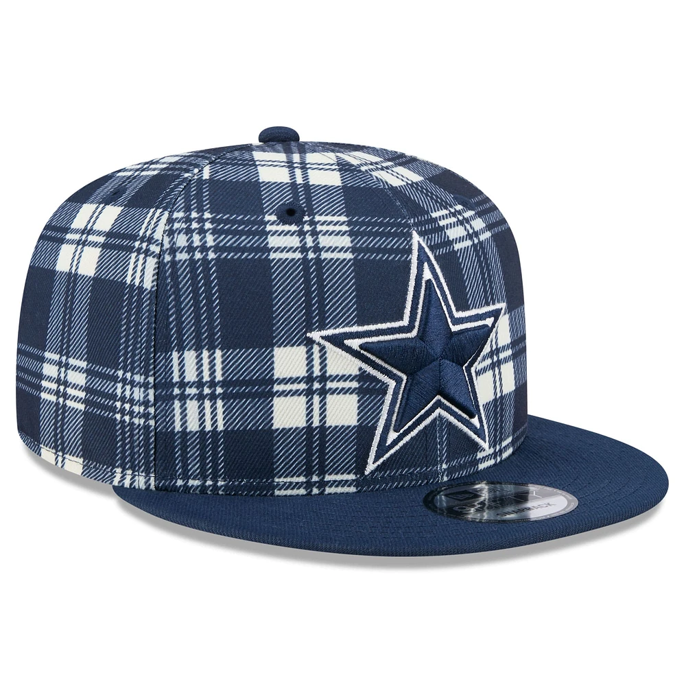 Casquette Snapback 9FIFTY New Era pour hommes des Dallas Cowboys 2024 Sideline Statement bleu marine