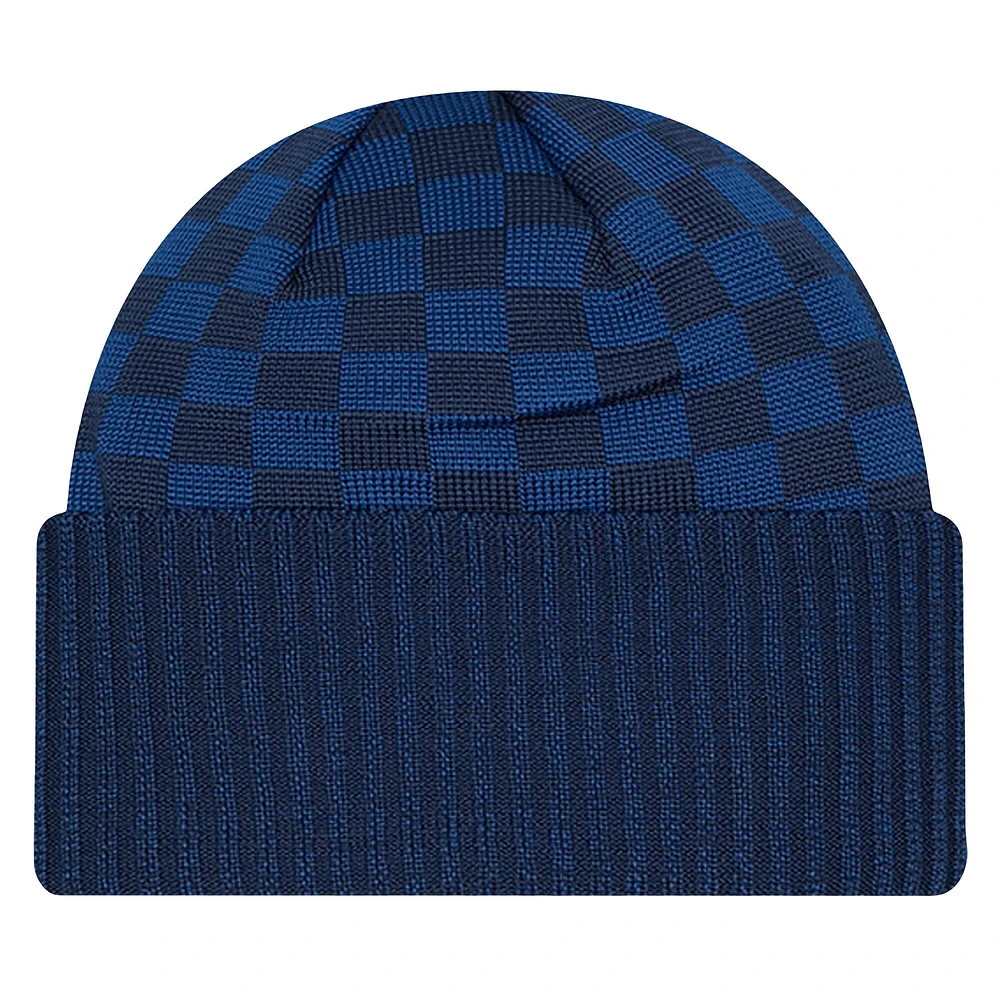 Bonnet en tricot à revers à carreaux bleu marine Dallas Cowboys New Era pour homme