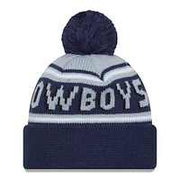 Bonnet en tricot à revers principal des Dallas Cowboys New Era bleu marine avec pompon pour hommes