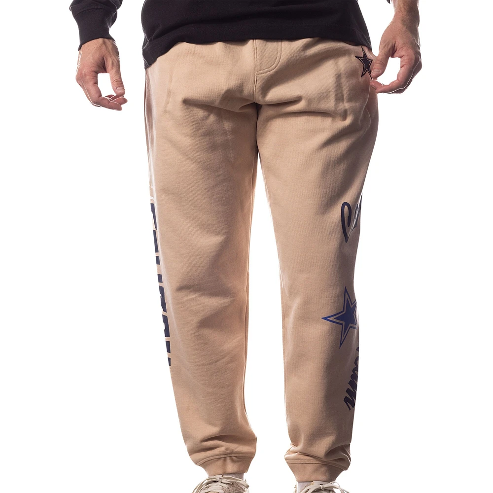 Pantalon de jogging unisexe The Wild Collective crème Dallas Cowboys Heavy Block Graphic