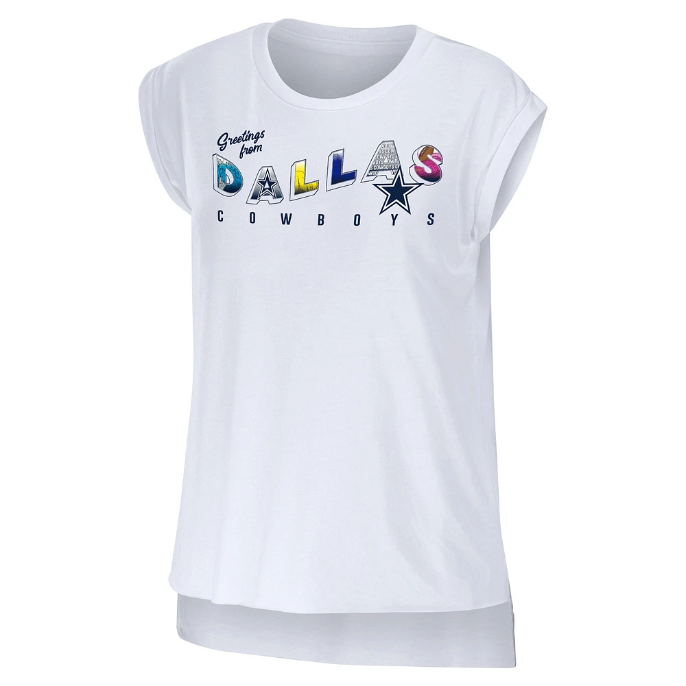 WEAR pour femmes par Erin Andrews T-shirt blanc Dallas Cowboys Salutations de Muscle