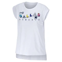 WEAR pour femmes par Erin Andrews T-shirt blanc Dallas Cowboys Salutations de Muscle