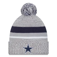 Bonnet en tricot à revers Dallas Cowboys New Era gris chiné pour jeune avec pompon