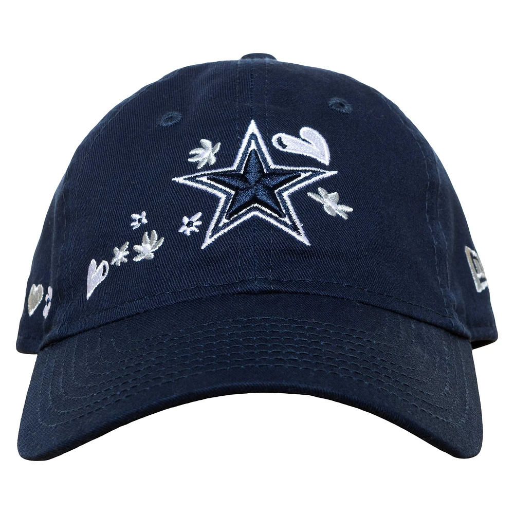 Casquette ajustable 9TWENTY New Era Dallas Cowboys Flowers bleu marine pour jeune