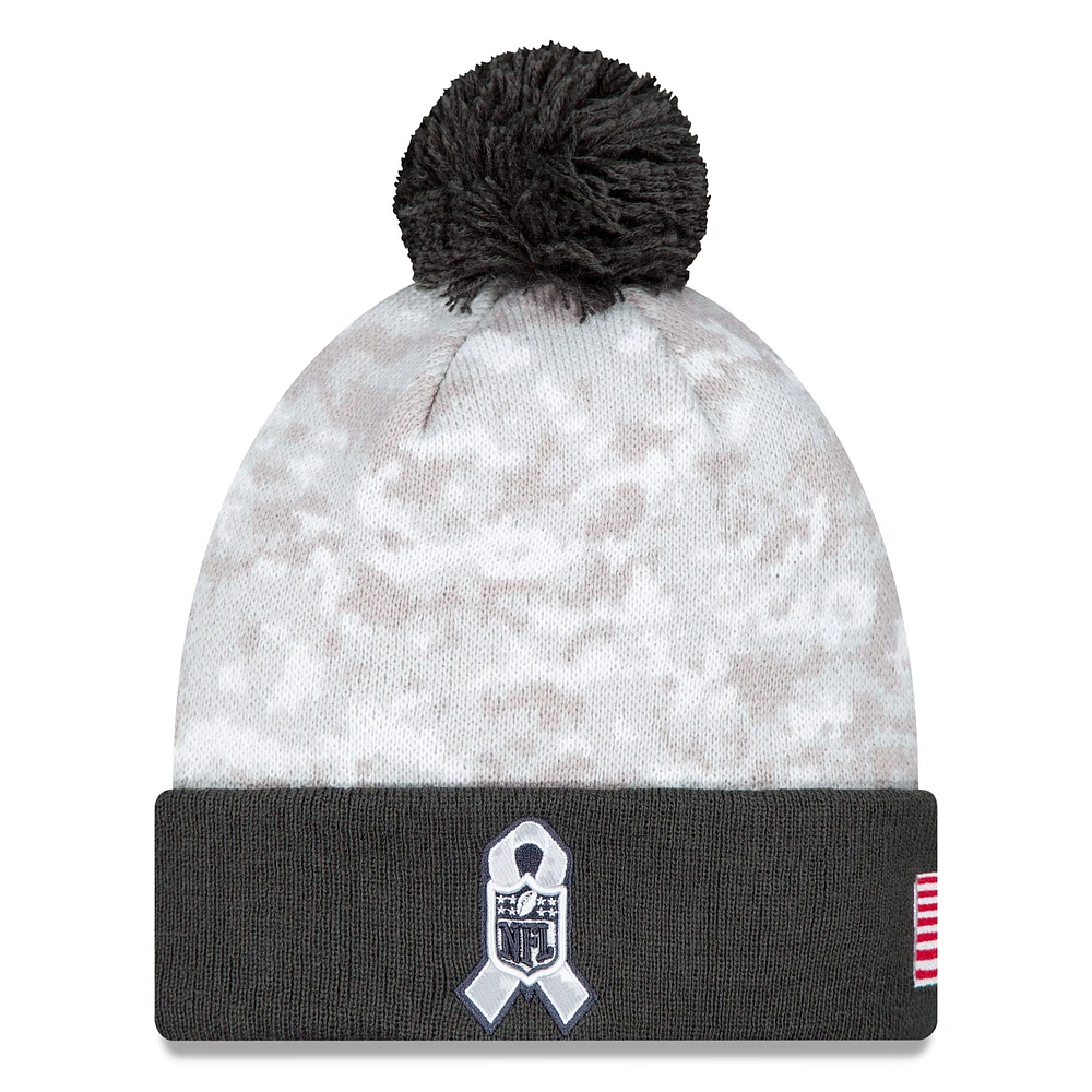 Youth New Era White/Graphite Dallas Cowboys 2024 Salute To Service Cuffed Pom Knit Hat