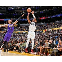 Photographie non signée de Kyrie Irving lors du match tir entre les Dallas Mavericks et Lakers