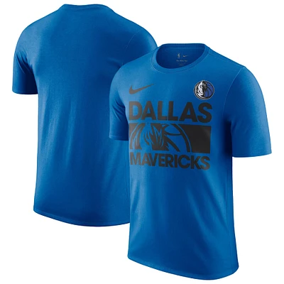 T-shirt Nike Royal Dallas Mavericks Courtside This Is Our Year pour homme