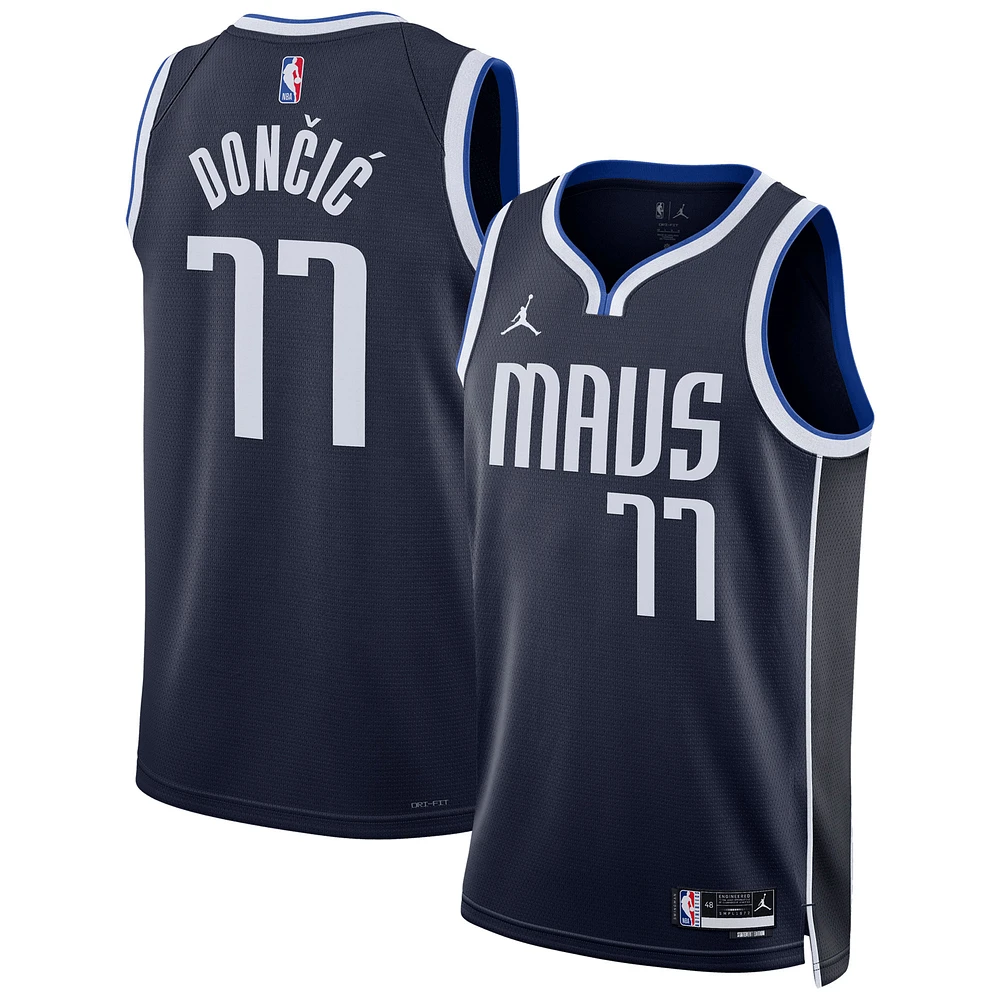 Maillot Jordan Brand Luka Doncic Navy Dallas Mavericks Swingman pour Homme - Statement Edition