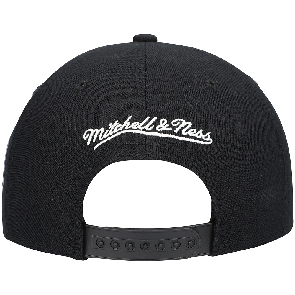 Men's Mitchell & Ness Black Dallas Mavericks Hardwood Classics Script 2.0 Snapback Hat