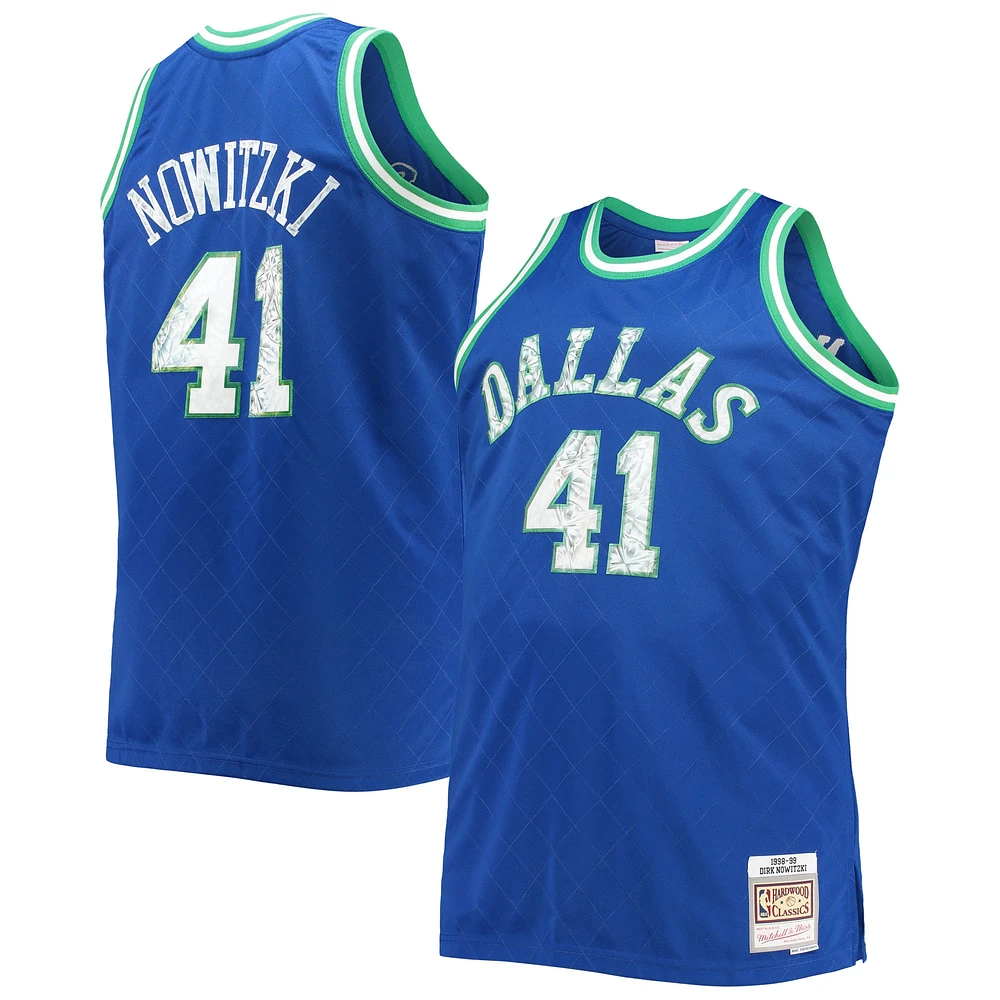 Maillot Swingman Diamond pour hommes Mitchell & Ness Dirk Nowitzki bleu Dallas Mavericks Big Tall 1998/99 NBA 75th Anniversary