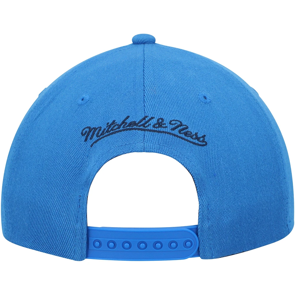 Casquette pour homme Mitchell & Ness Royal/Navy Dallas Mavericks MVP Team Two-Tone 2.0 Stretch Snapback