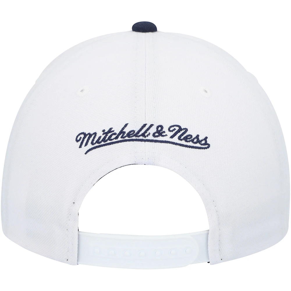 Men's Mitchell & Ness White/Navy Dallas Mavericks Hardwood Classics Core 2-Tone 2.0 Pro Snapback Hat