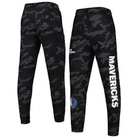 Men's New Era Black/Camo Dallas Mavericks Tonal Joggers