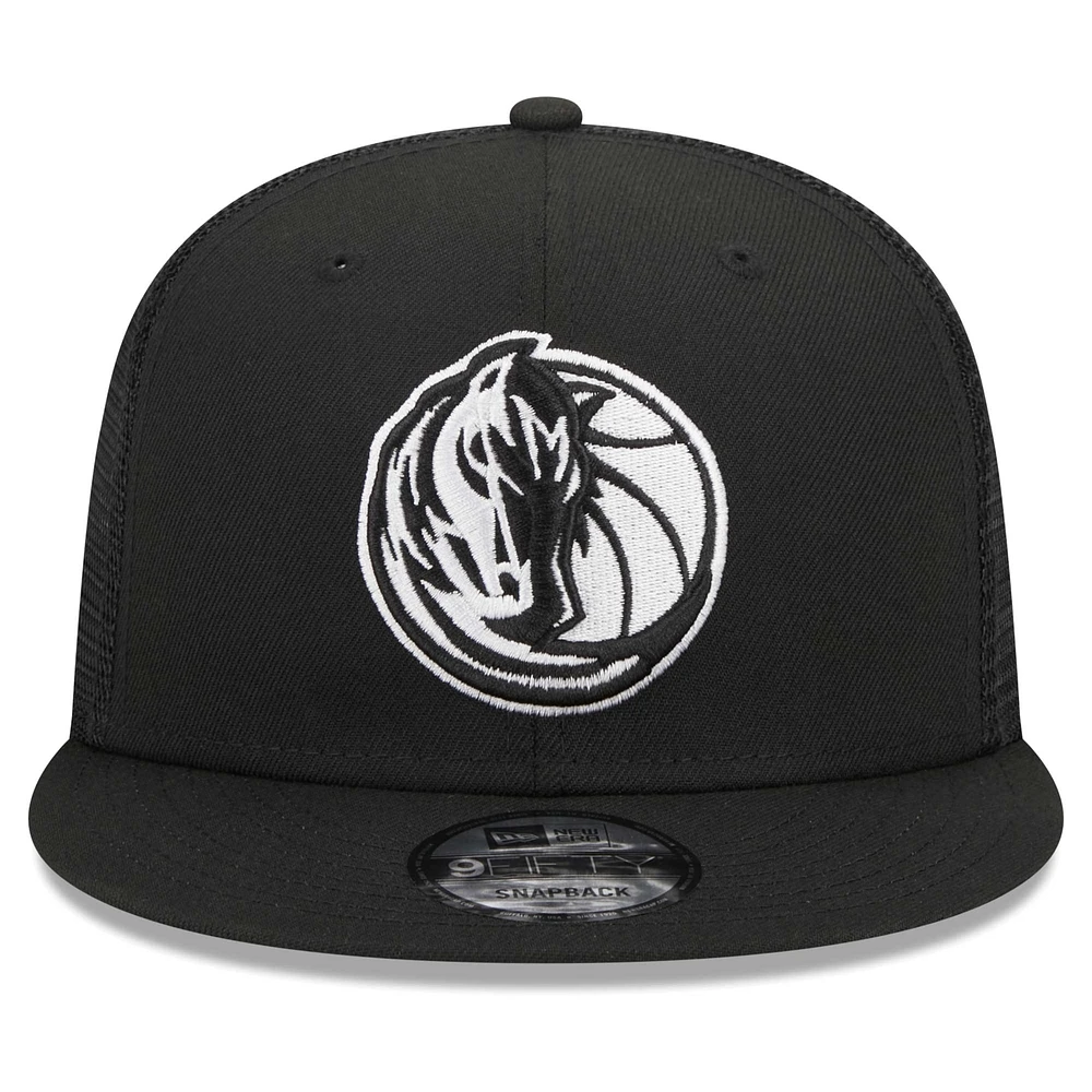 Men's New Era Black Dallas Mavericks 9FIFTY Snapback Trucker Hat