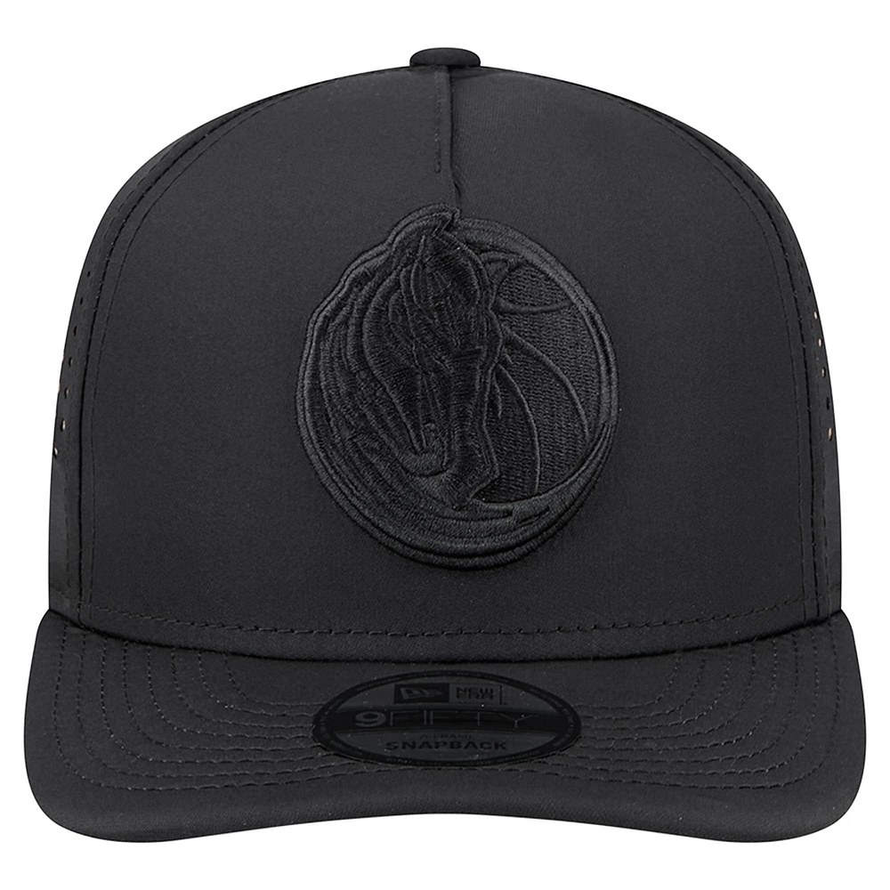 Men's New Era Black Dallas Mavericks Vented 9FIFTY A-Frame Snapback Hat