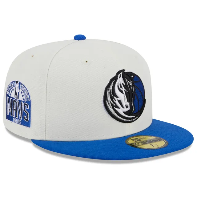 Men's Dallas Mavericks New Era Blue Two-Tone Patch 9FORTY Trucker Snapback  Hat