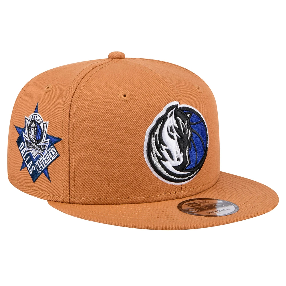 Casquette snapback 9FIFTY Dallas Mavericks de New Era pour homme, couleur tan