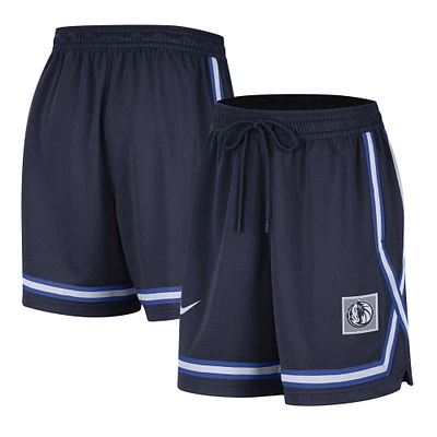 Short de performance Nike bleu marine Dallas Mavericks Sideline Fly Crossover pour femme