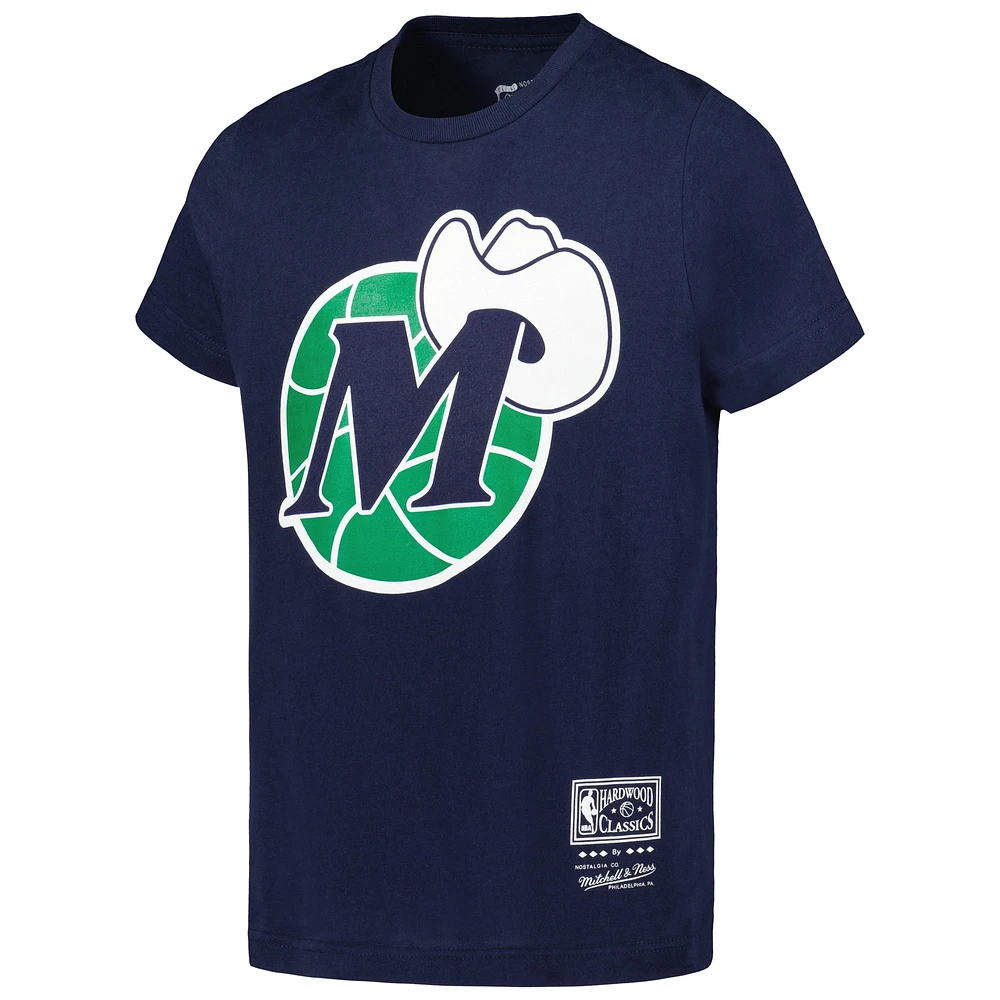 T-shirt avec logo rétro Mitchell & Ness pour jeunes Dallas Mavericks Hardwood Classics bleu marine