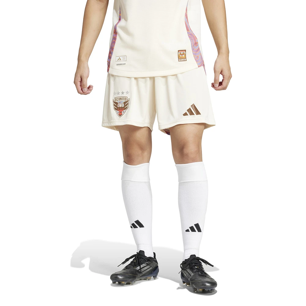 Short adidas Tan D.C. United Away 2025 The Soul Kit Authentic pour homme