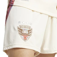 Short adidas Tan D.C. United Away 2025 The Soul Kit Authentic pour homme