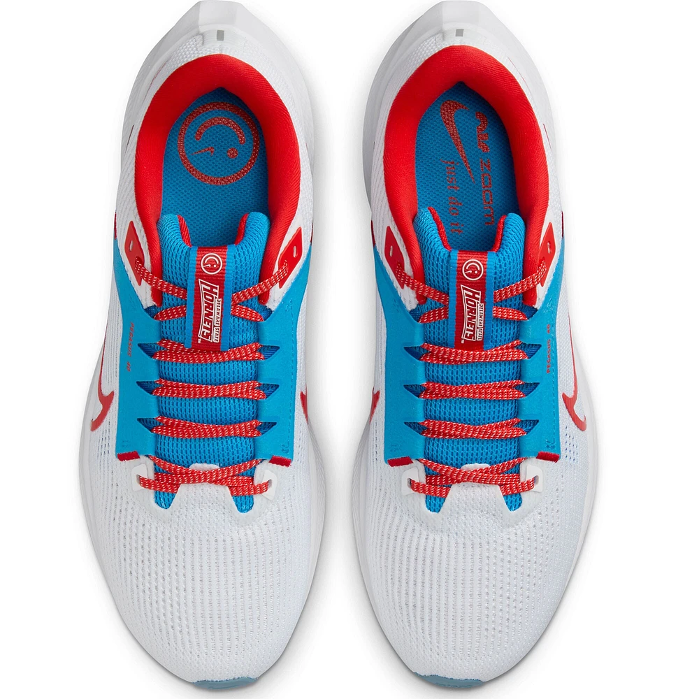 Chaussure de course unisexe Nike White Delaware State Hornets Zoom Pegasus 40