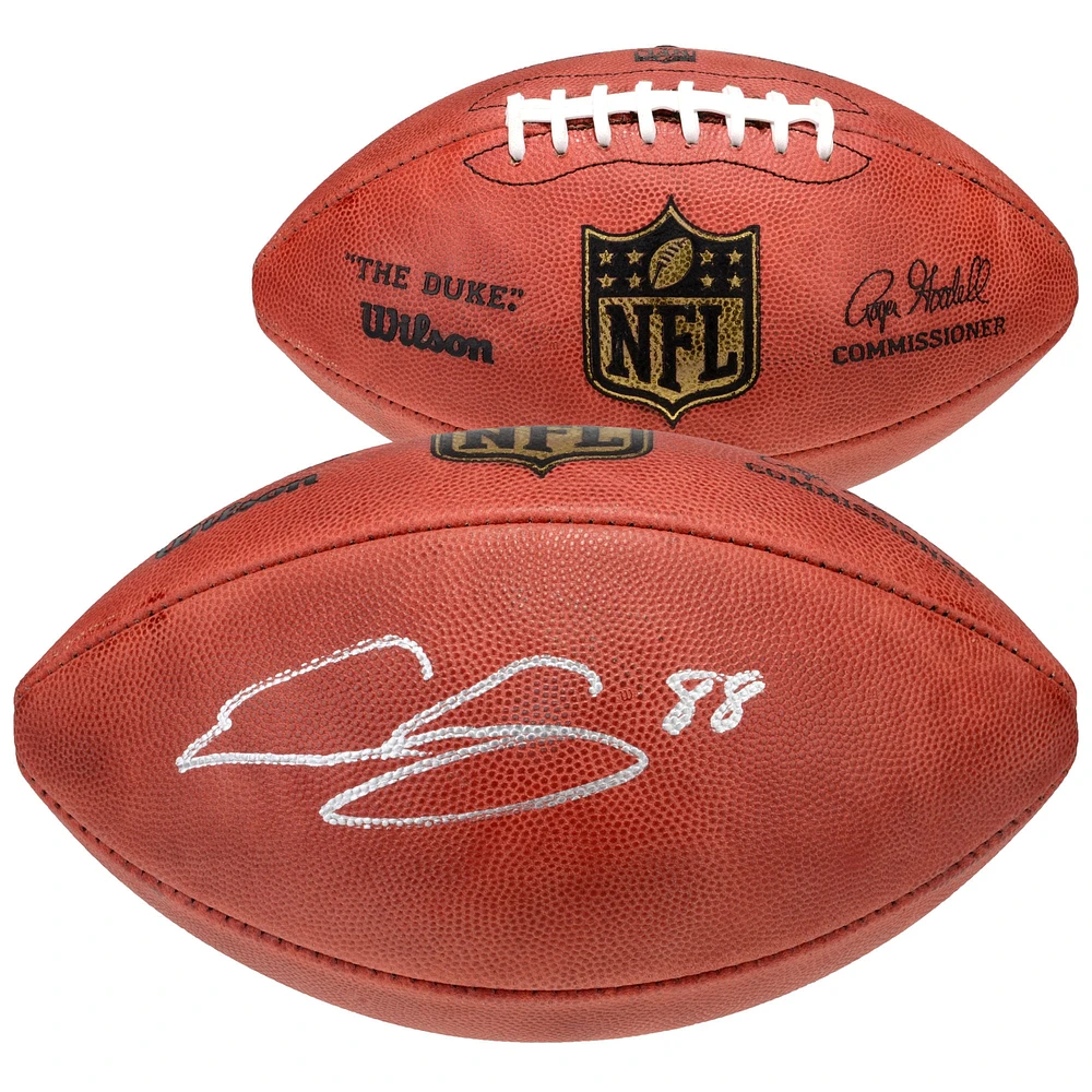 Ballon de football professionnel Wilson Duke autographié par Evan Engram des Denver Broncos